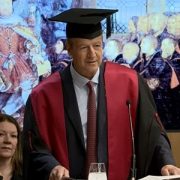 Dr. Sandler gives remarks to graduating surgeon fellows at the RCS England’s Diplomate’s Ceremony.